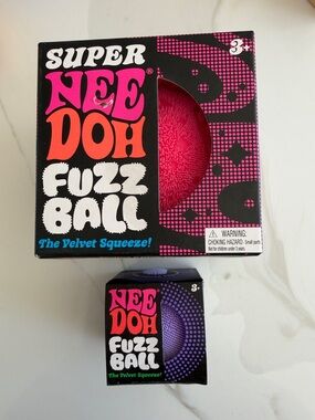 NEE DOH Super Fuzz Ball bundle of 2! -Jumbo Pink fuzz ball and Purple fuzz ball